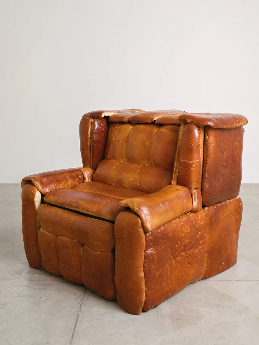 Loaf (2020) by Sam Stewart, exhibited at Friedman Benda Gallery in a show co-curated by Gohar