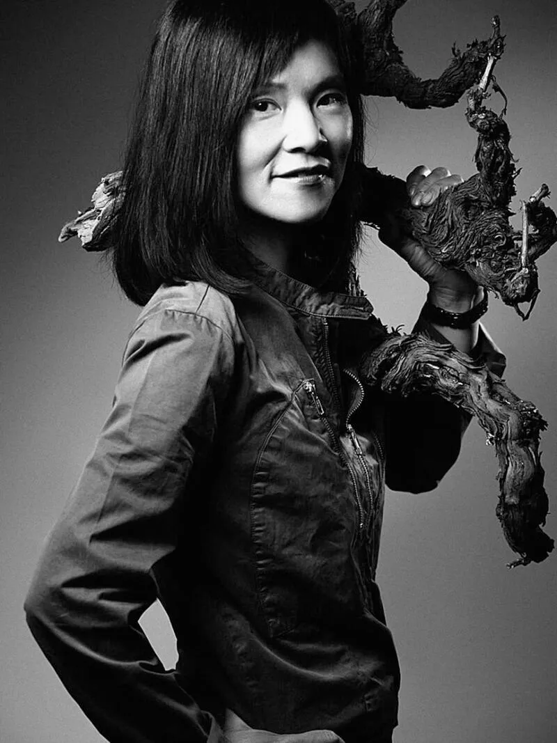 Mee Godard portait
