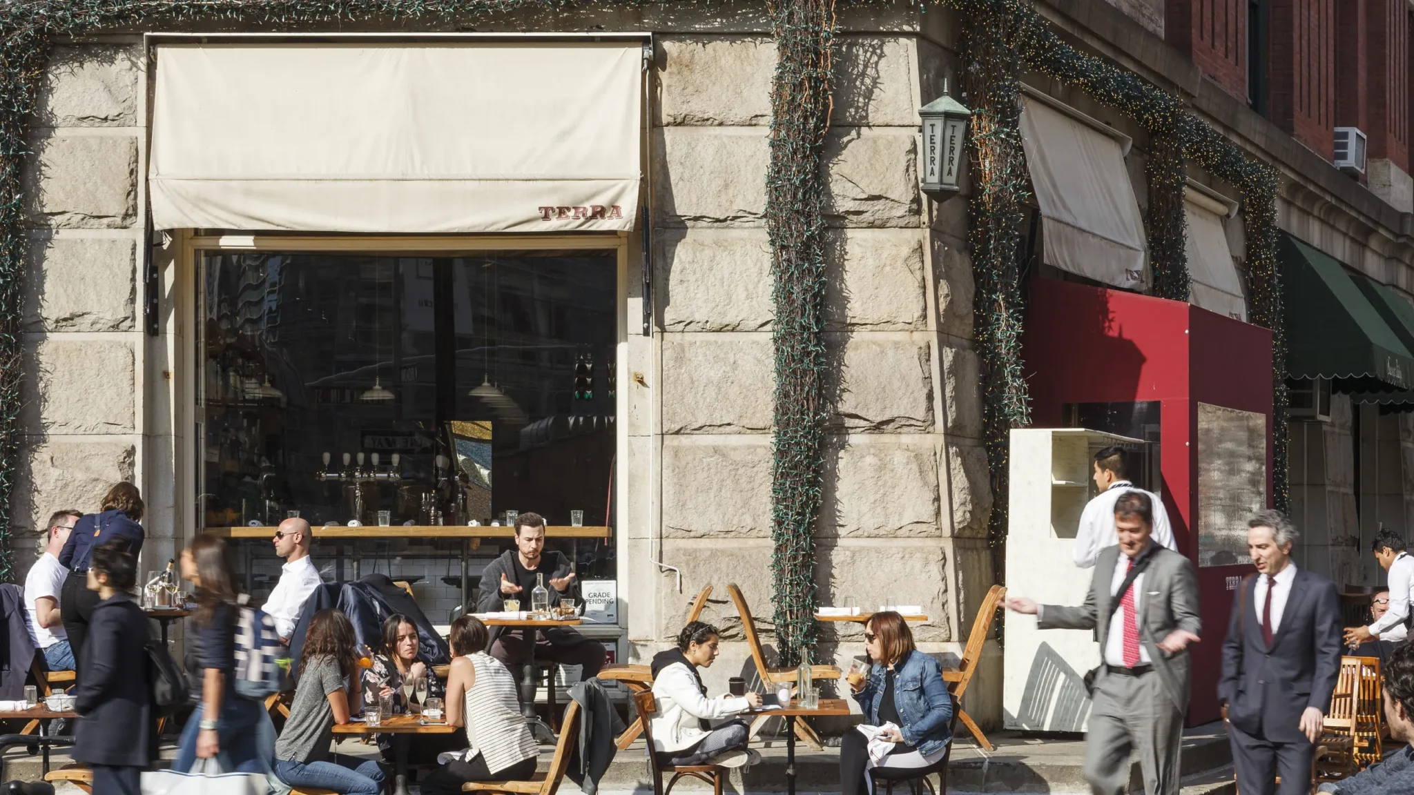 Terra, a wine bar in New York’s vibrant Tribeca